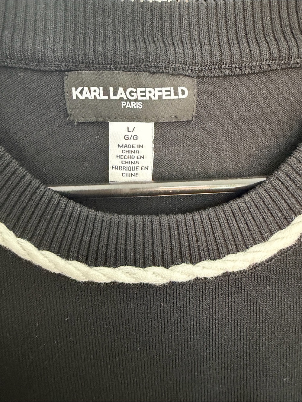 Karl Lagerfeld Black Knit Sleeveless Top with White twist Piping - Picture 4 of 10